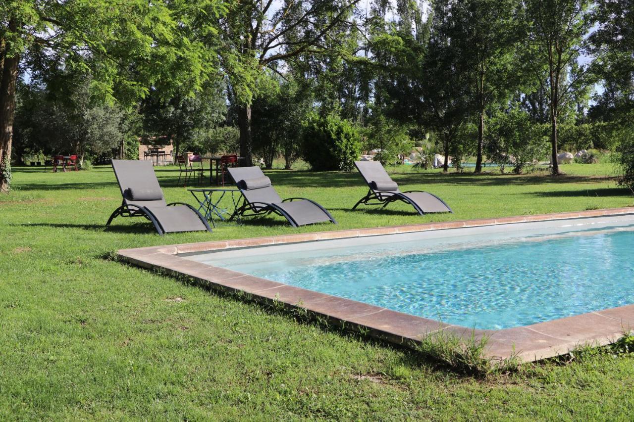 Le Mas Des Cerisiers Jacuzzi Et Sauna Inclus Pour Tous Les Logements Avinyon Dış mekan fotoğraf