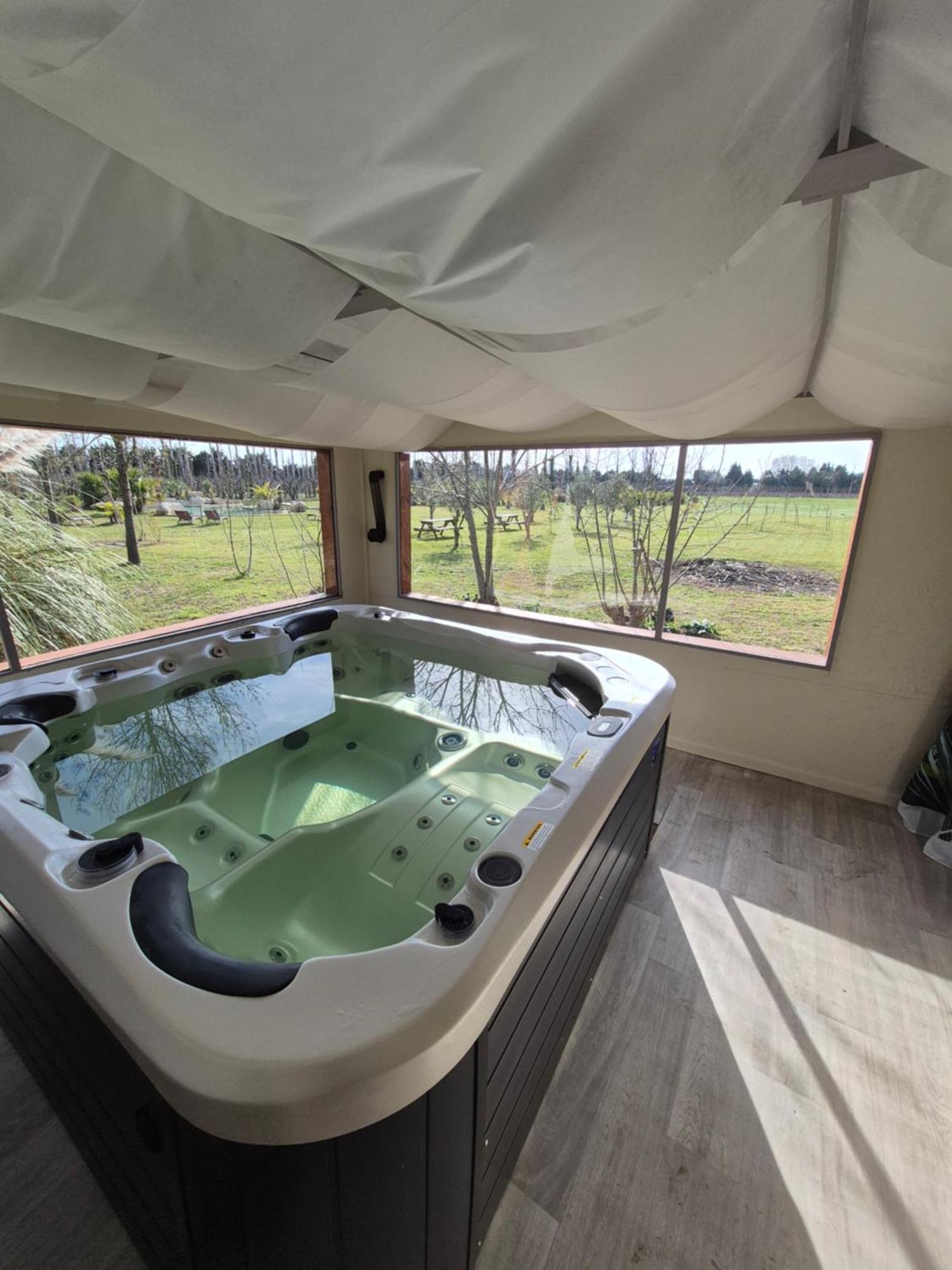 Le Mas Des Cerisiers Jacuzzi Et Sauna Inclus Pour Tous Les Logements Avinyon Dış mekan fotoğraf