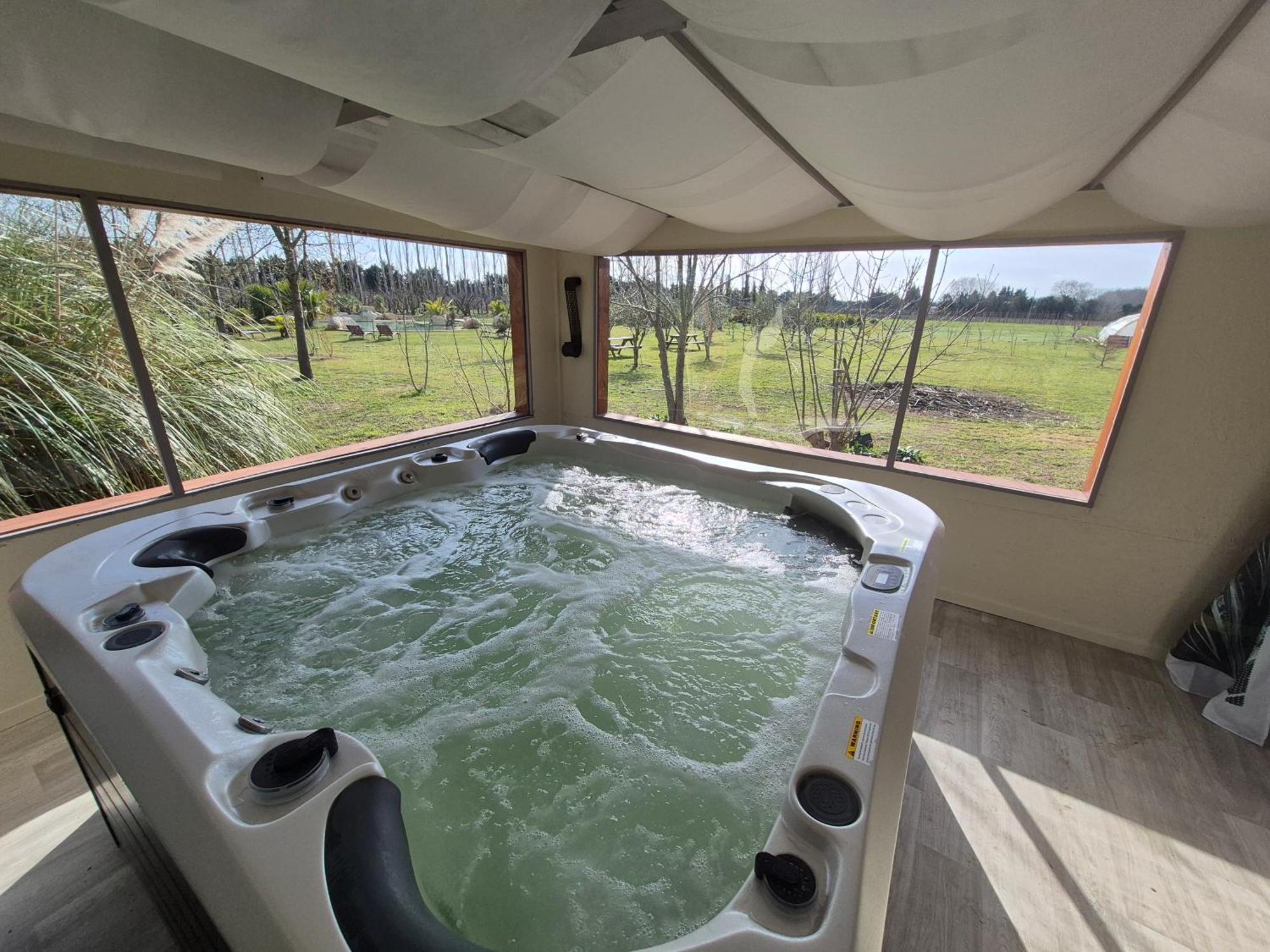 Le Mas Des Cerisiers Jacuzzi Et Sauna Inclus Pour Tous Les Logements Avinyon Dış mekan fotoğraf