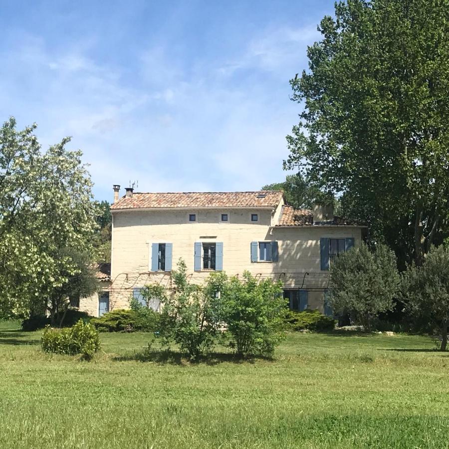 Le Mas Des Cerisiers Jacuzzi Et Sauna Inclus Pour Tous Les Logements Avinyon Dış mekan fotoğraf